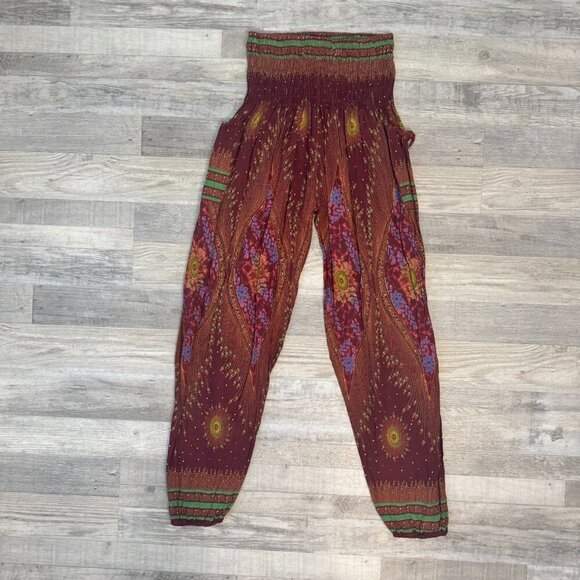 No Brand Pants - Burgundy Feather Print Harem Pants Size Medium Smocked Waist, Pockets M3